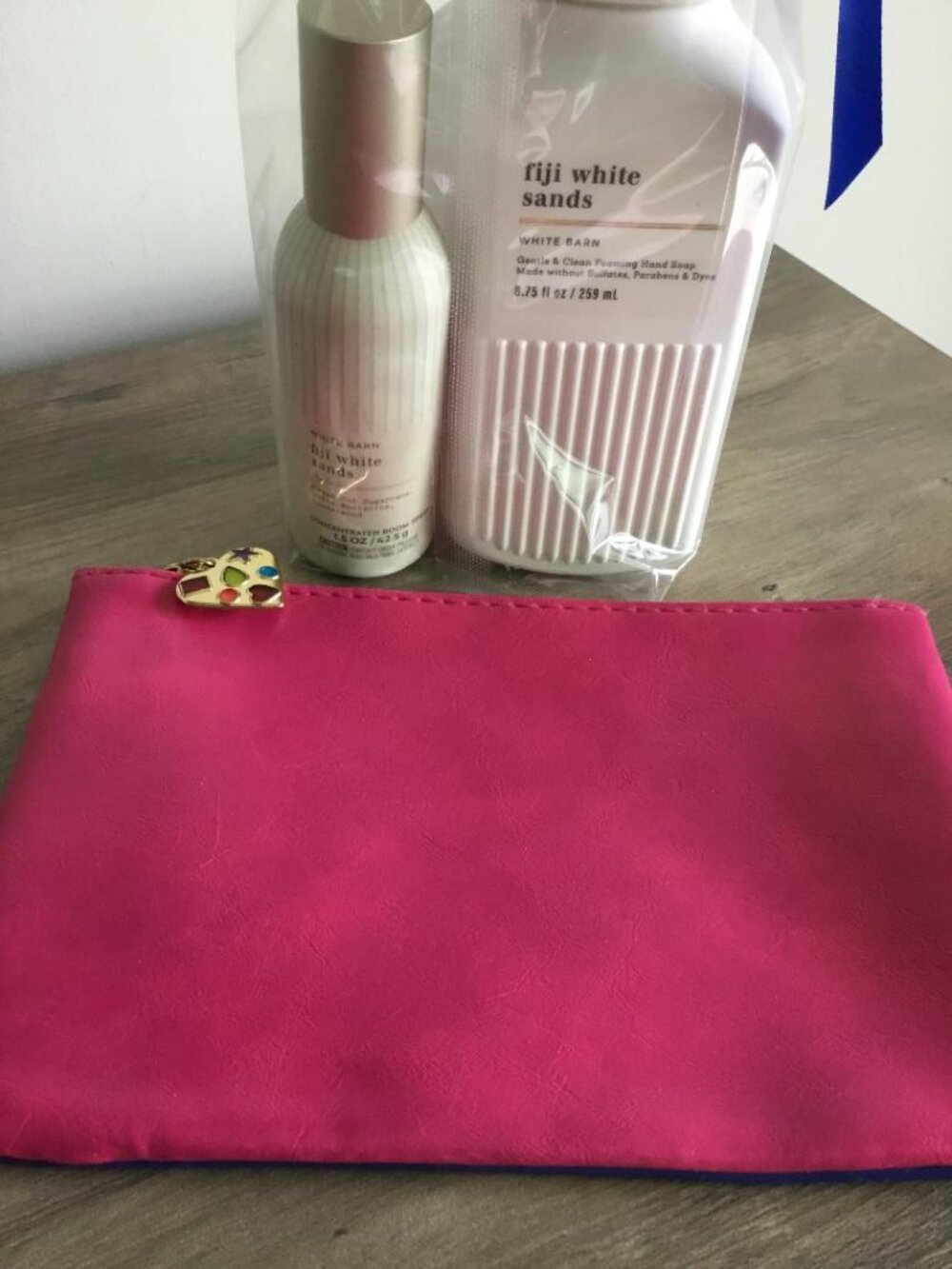 Bath & Body Works Pink Cosmetic Bag with Fiji White Sands Lotion Set - Picture 3 of 4